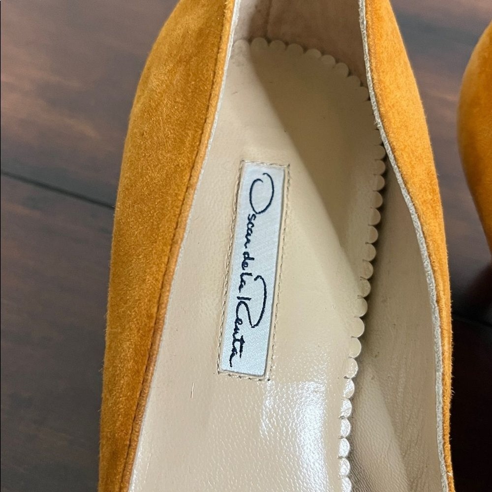 Oscar de la Renta Women's Rust Orange Suede Heels Beaded‎ size 38.5 New - Picture 3 of 10
